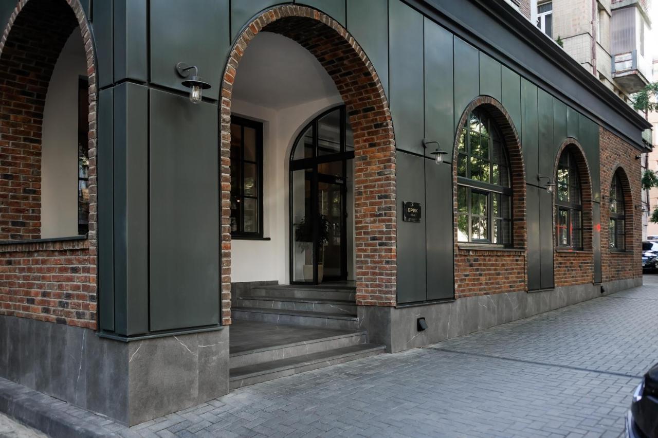 Brik Hotel Odessa Exteriör bild